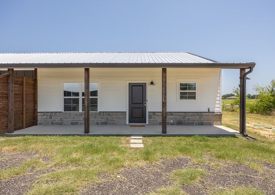 1st image of 10071 Shadow Wood Cir #11097943