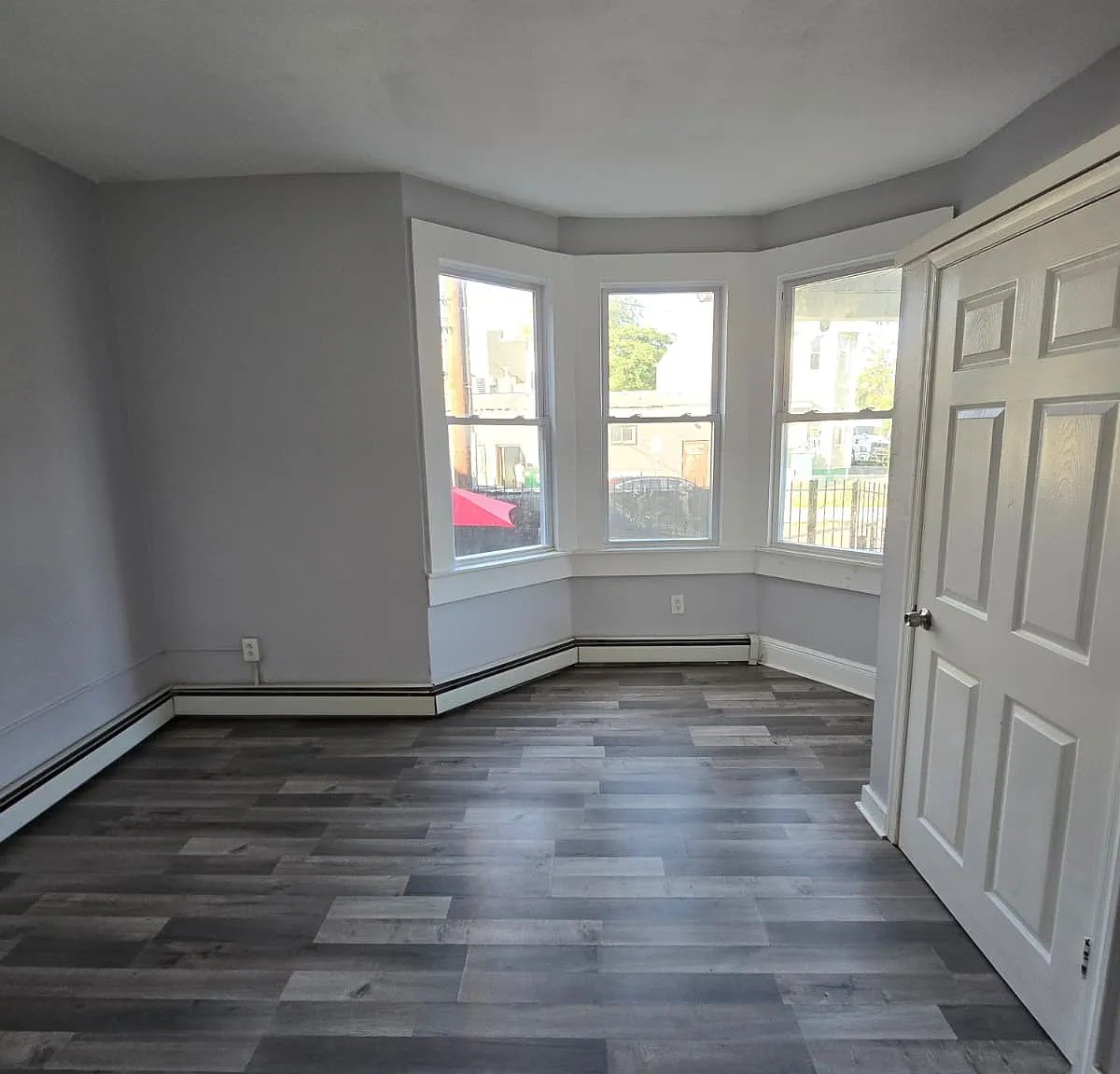 2 bed, $1,900 — Photo 1