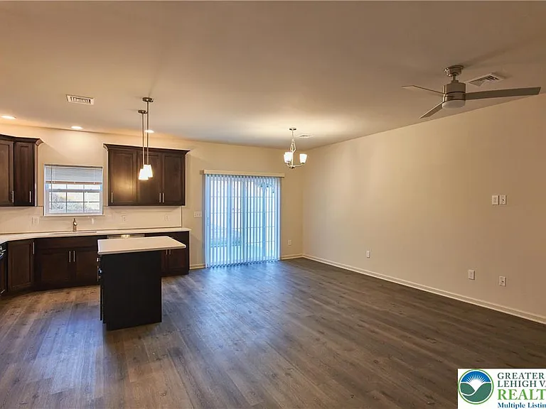 6653 Stein Way — Photo 2