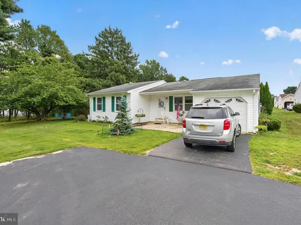 51 Westport Dr #71, Whiting, NJ 08759