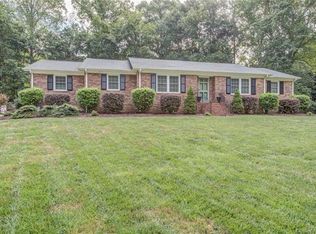 1204 Dumbarton Rd, Gastonia, NC 28054