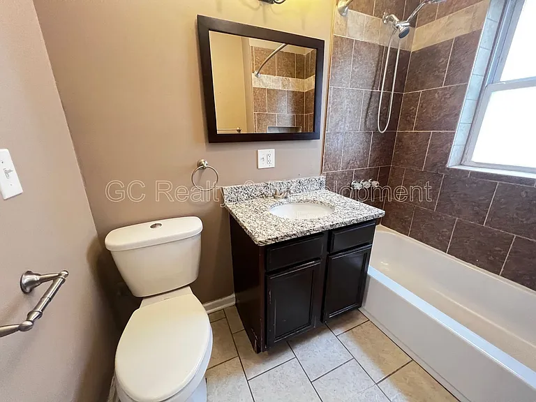 9016 S Justine St #1 — Photo 15