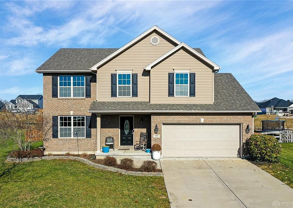 1st image of 332 Deep Woods Ct