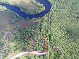 15 River Bnd, Lanark Village, FL 32323