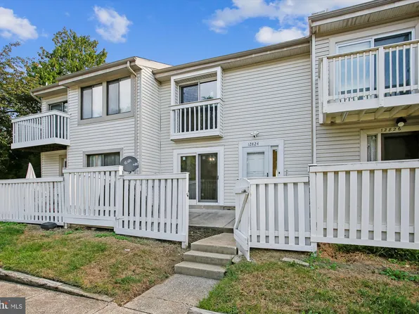 12824 Cara Dr, Woodbridge, VA 22192