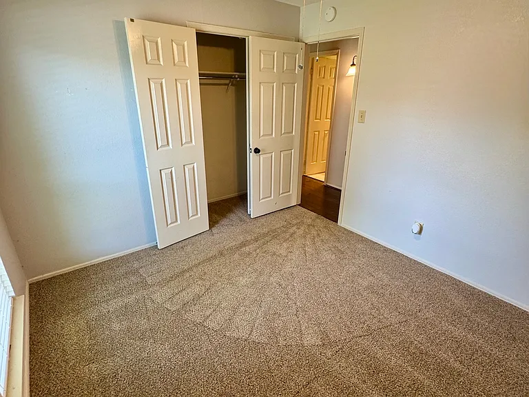 4415 Seville Ln — Photo 13