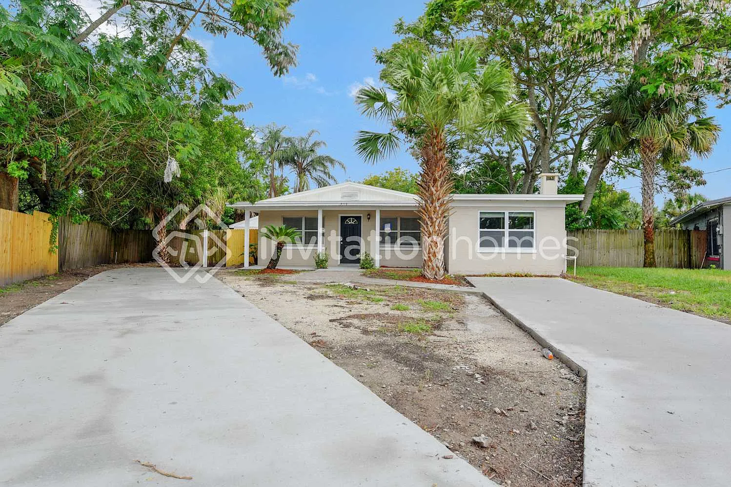 5119 Divot Ct Orlando, FL 32808 — Photo 1