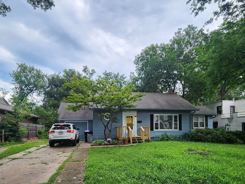 1st image of 1812 SW Pembroke Ln