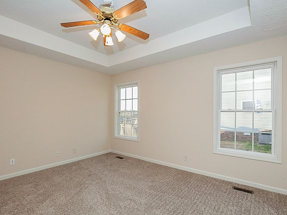 4th image of 1288 Archwood Dr
