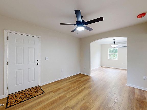 3rd image of 3736 PINE VIEW Circle