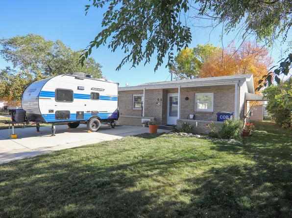 29 N Desmet Ave, Buffalo, WY 82834