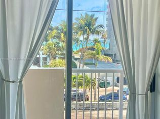 6801 Harding Ave APT 412, Miami Beach, FL 33141