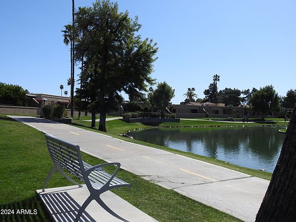 3rd image of 8146 E VIA DE LA ESCUELA Lane