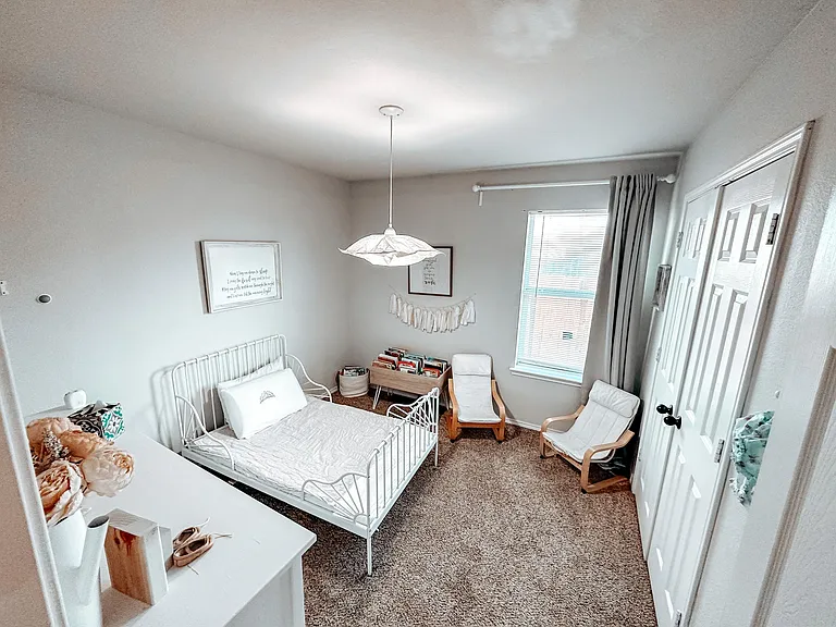 950 Naomi Ct — Photo 13