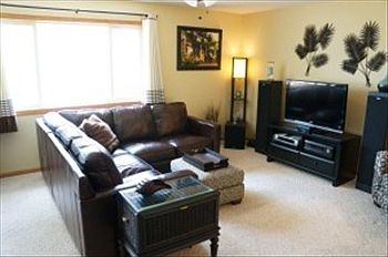 2nd image of 908 Starlite Dr