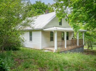 1320 Jennelle Rd, Blacksburg, VA 24060