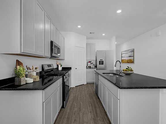 3rd image of 26711 Plain Glee St