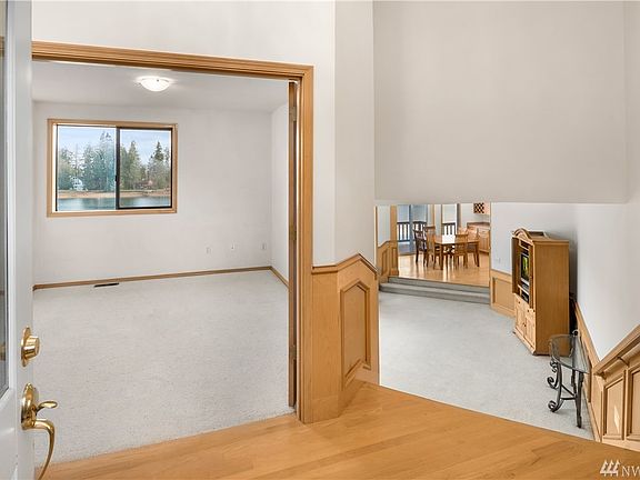 5th image of 2803 211th Ave E