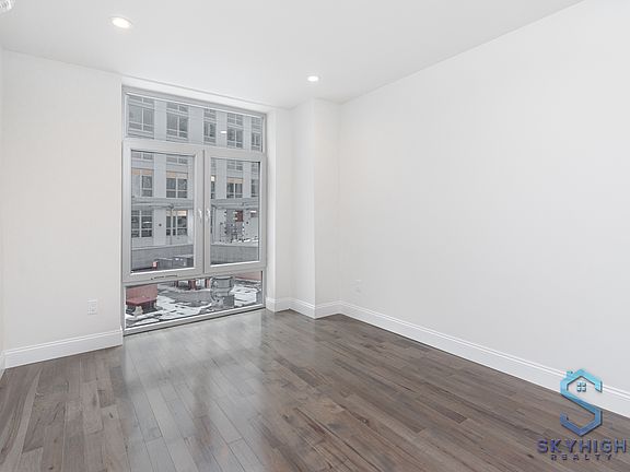 5th image of 46-02 70th St #5G