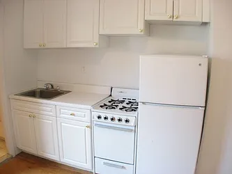 Rented by Glasser Realty LLC