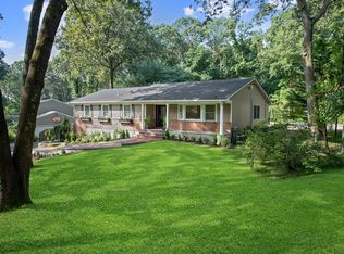 103 Village Hill Dr, Dix Hills, NY 11746