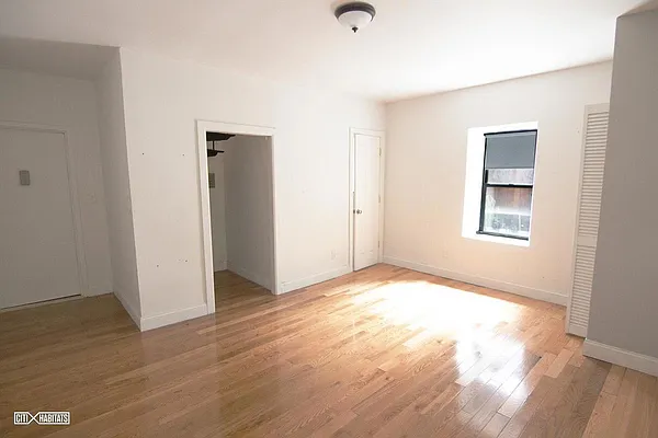 Rented by Corcoran | media 15