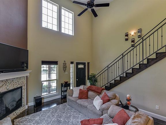 5th image of 4615 El Campo Ave