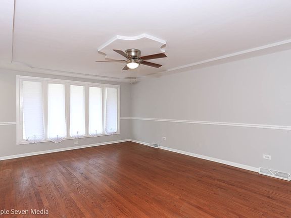 4th image of 615 Saginaw Ave