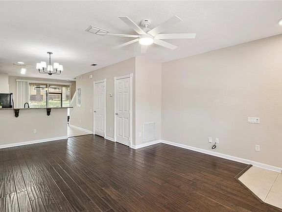 5th image of 1161 Pepperdine Ln