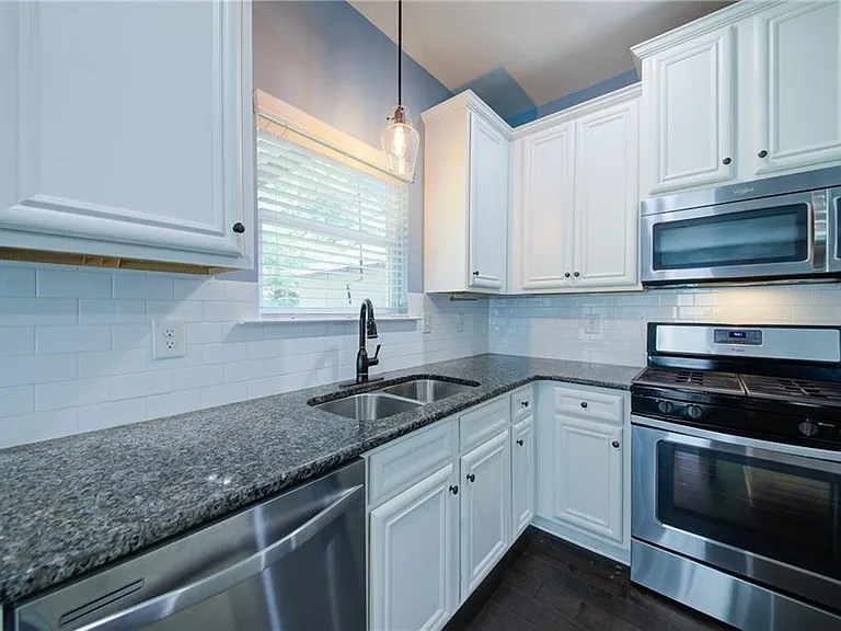 5595 Banner Blvd — Photo 17