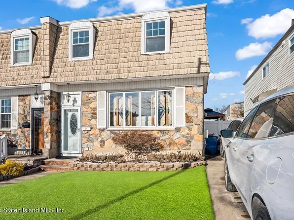 53 Plymouth Rd, Staten Island, NY 10314