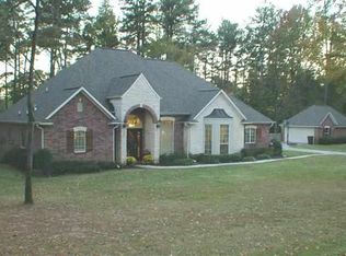 8101 Thames Ave, Texarkana, TX 75503