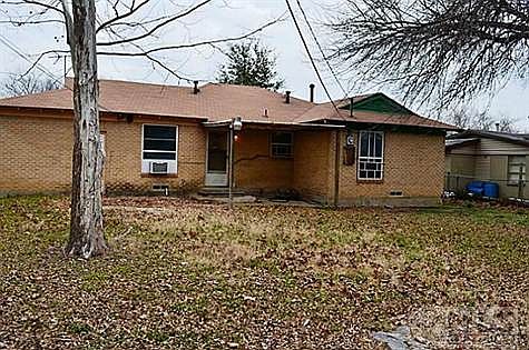 2nd image of 2207 Major Dr