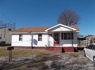 2921 McKenzie Ave, Flatwoods, KY 41139