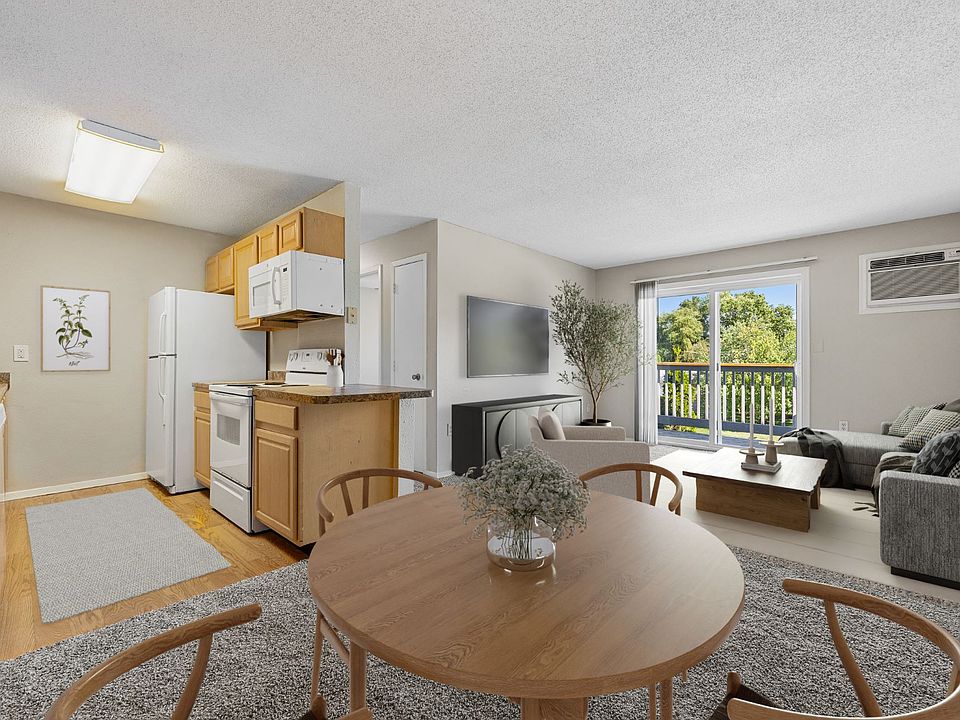 Diamond - 3 Bed / 2 Bath - 1,016 Sq.Ft.