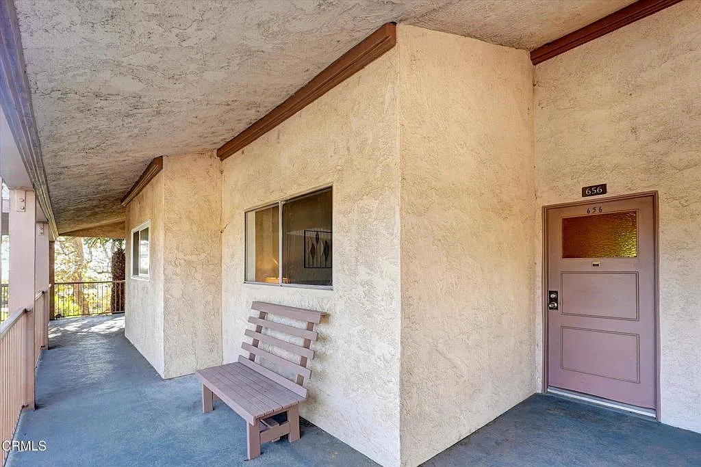 1 bed, 1.0 bath, 756 sqft, $2,700 — Photo 2