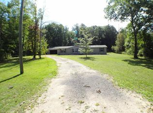 1300 Christopher Dr, Ravenna, MI 49451