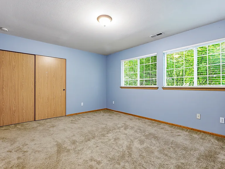 4811 43rd Ln SE — Photo 17