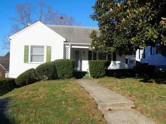 1st image of 2247 Birch Ave
