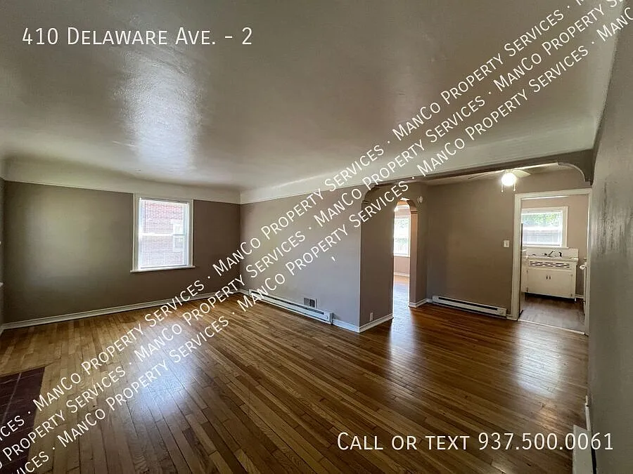 Building Photo - 410 Delaware Ave #2