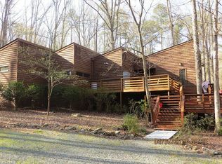 2522 Laine Rd, Chapel Hill, NC 27516