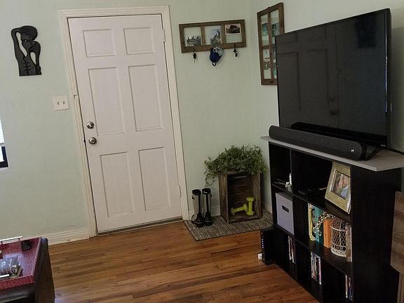 Entry way/living room.