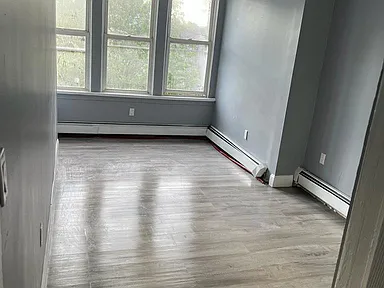 402 S 15th St #2 — photo 4 of 9