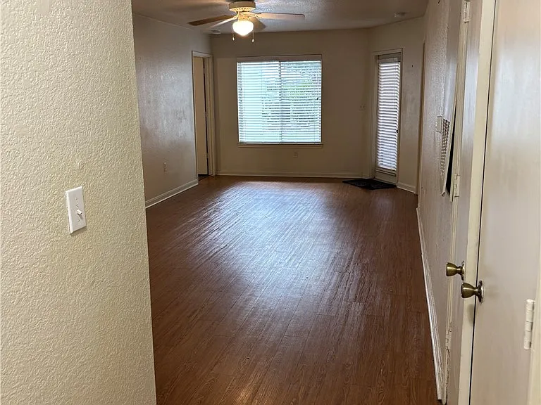 515 Parkway #103 — Photo 4