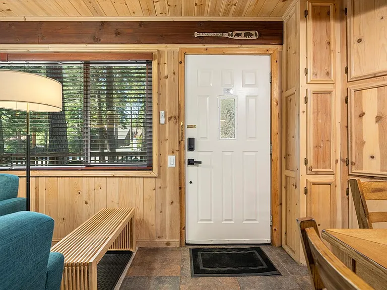 599 Crest Ln #31 — Photo 5