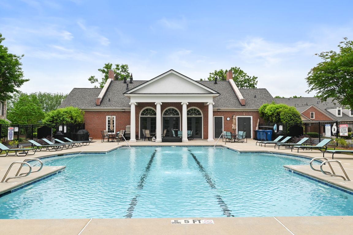 Pool, grilling station and clubhouse