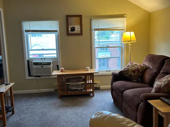 35 Lawrence St, 35 Lawrence St APT 2, Oswego, NY 13126