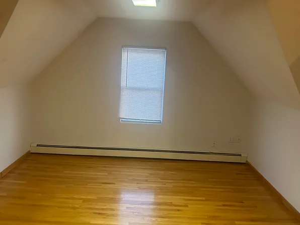 77-79 Rowe Ave #3, Hartford, CT 06106