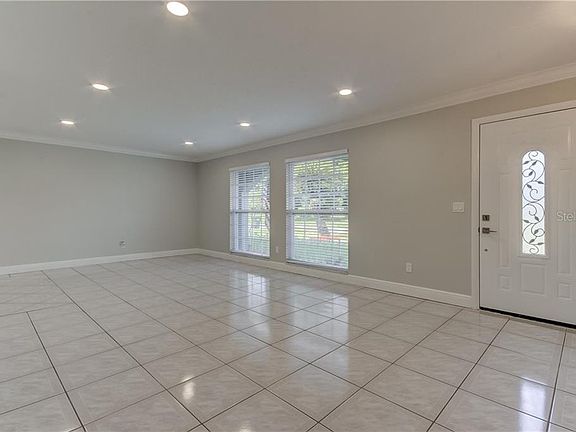 4th image of 1885 Balboa Ln