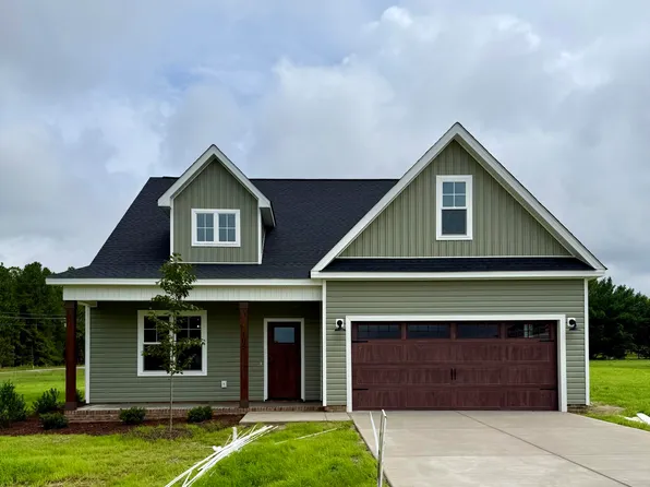 105 Spring Meadows Drive, Aberdeen, NC 28315